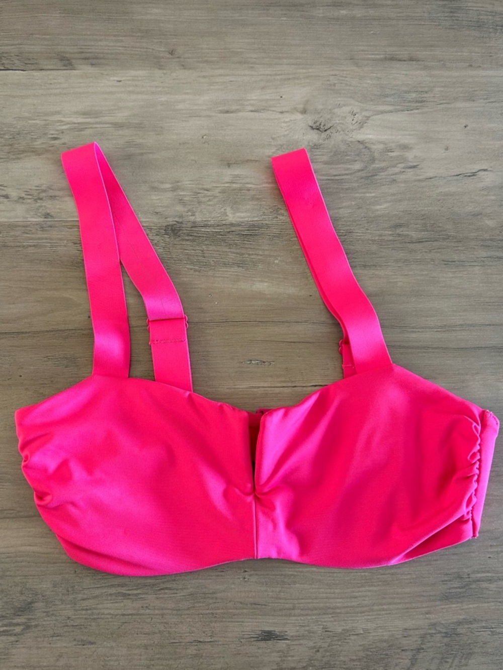 Athleta Sports Bra For Women Wide Strap Sz 32 B/C Clasp Closure Hot Pink